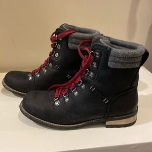 Kodiak Women’s Snow Boots 8.5